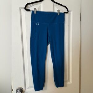 Under Armour Blue Crops